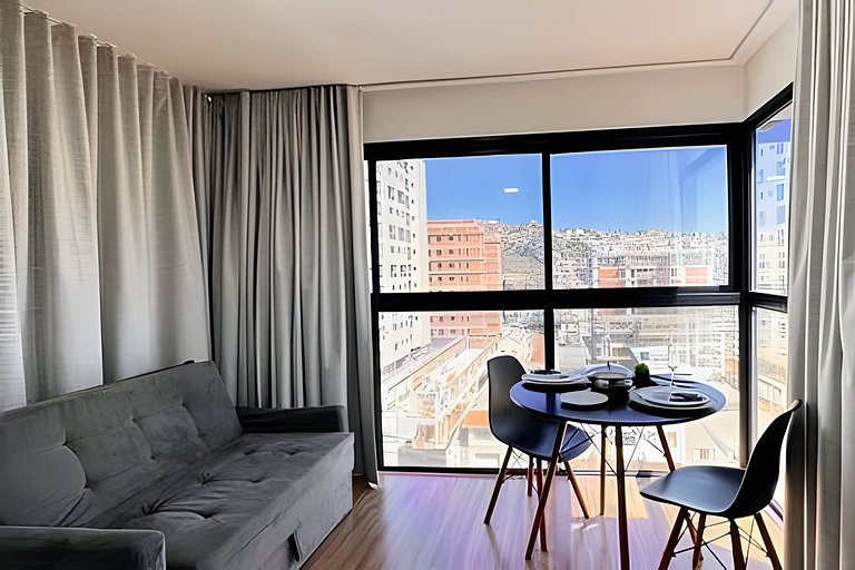 Suporte VIP: TOPstudio no Centro c/Piscina Jacuzzi