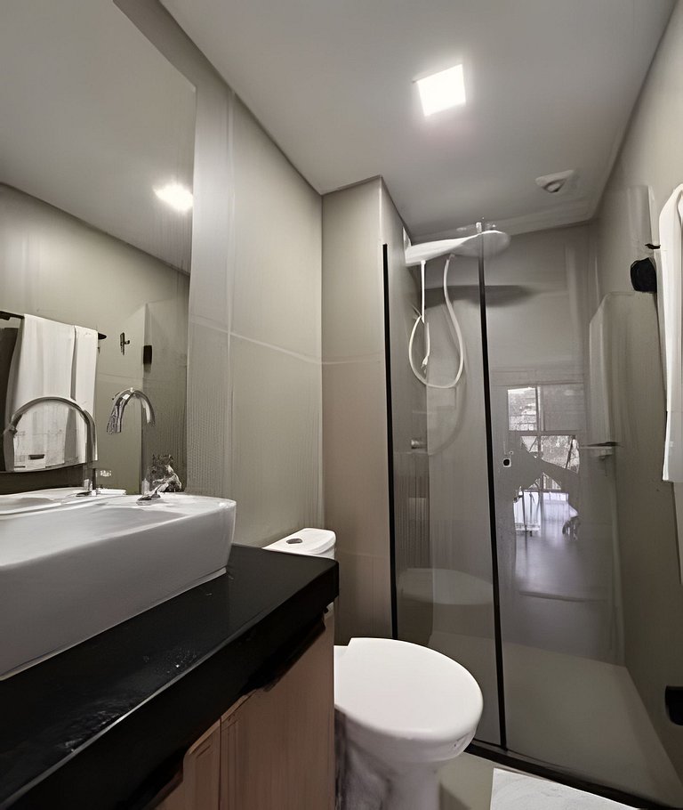 Suporte VIP: TOPstudio no Centro c/Piscina Jacuzzi
