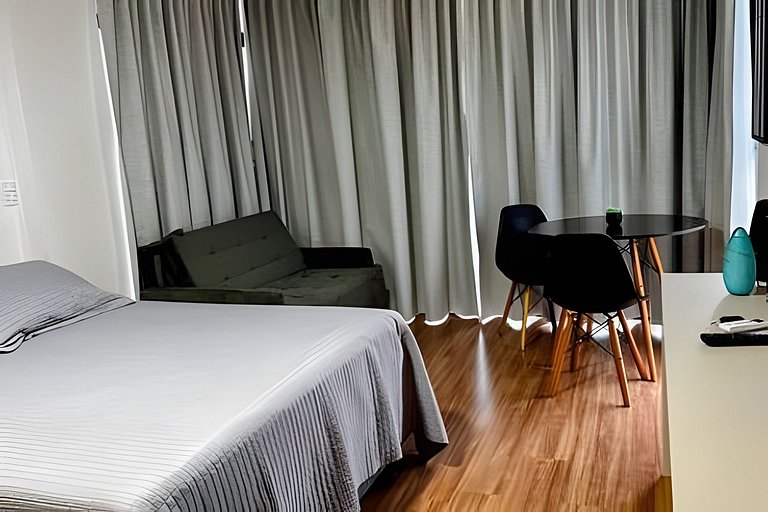 Suporte VIP: TOPstudio no Centro c/Piscina Jacuzzi