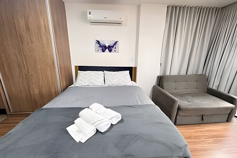 Suporte VIP: TOPstudio no Centro c/Piscina Jacuzzi