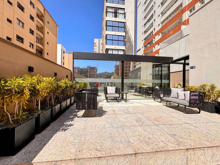 Suporte VIP: TOPstudio no Centro c/Piscina Jacuzzi