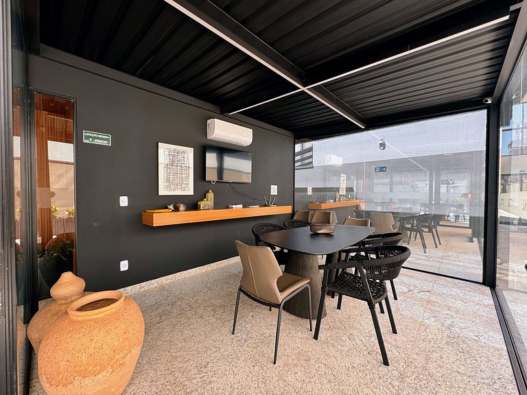 Suporte VIP: TOPstudio no Centro c/Piscina Jacuzzi