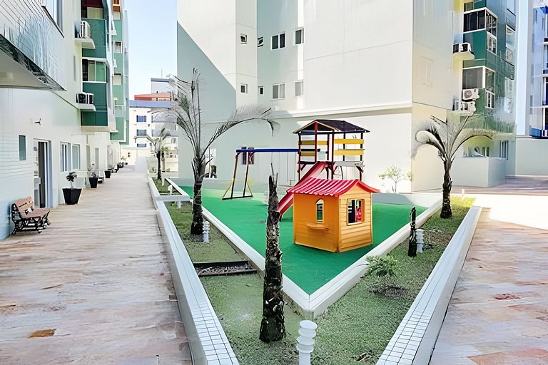 Apto com Lazer de Resort na Praia Grande