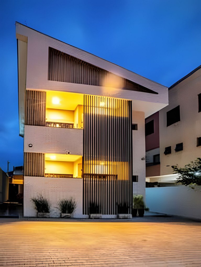 Loft Impecável com Hidro e Churrasqueira 3min Mar