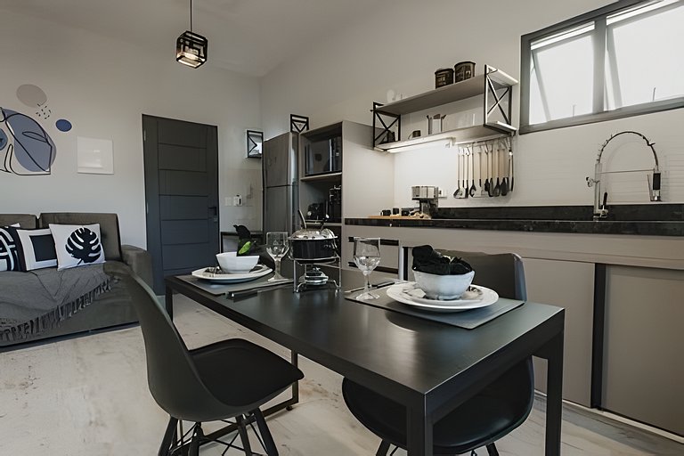 Loft Impecável com Hidro e Churrasqueira 3min Mar