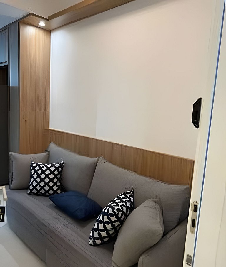 Studio moderno a 2 quadras da Praia Grande
