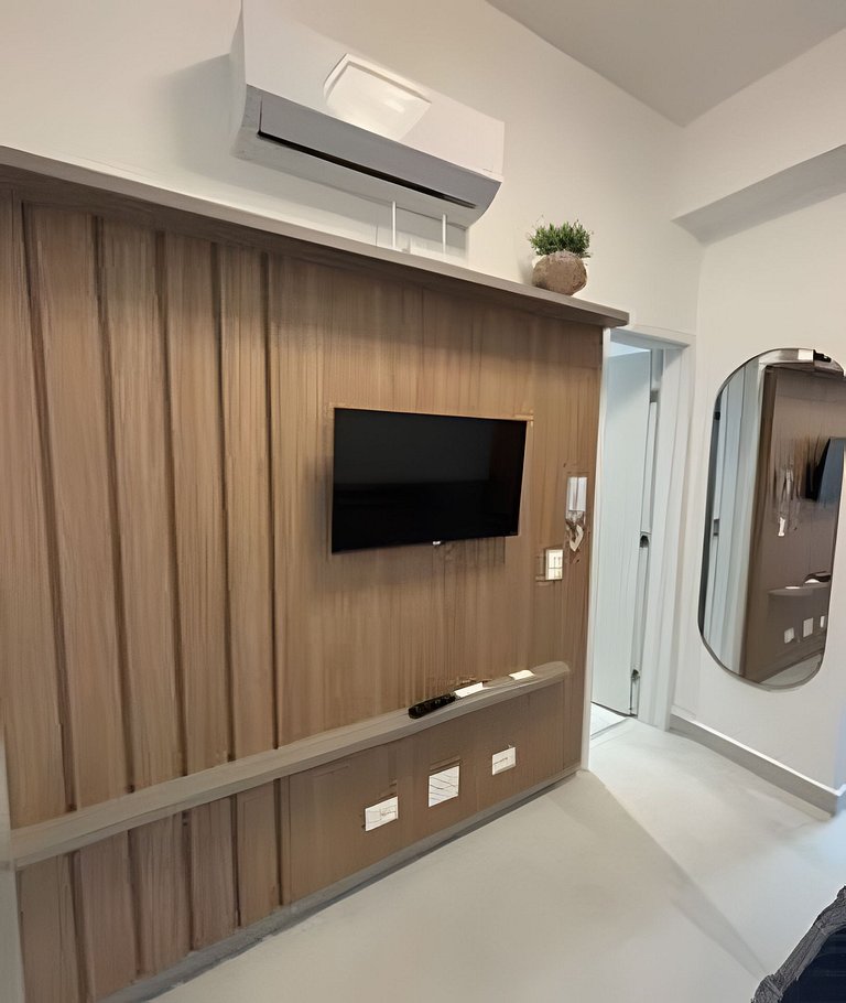 Studio moderno a 2 quadras da Praia Grande