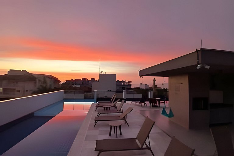 Studio moderno a 2 quadras da Praia Grande