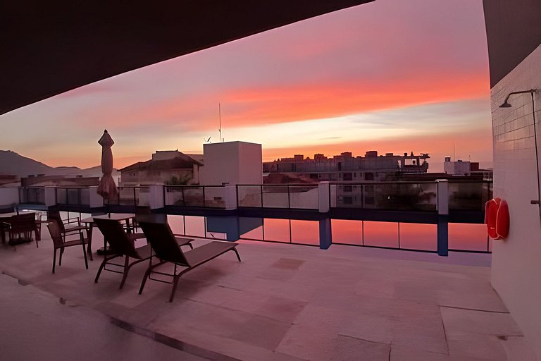 Studio moderno a 2 quadras da Praia Grande