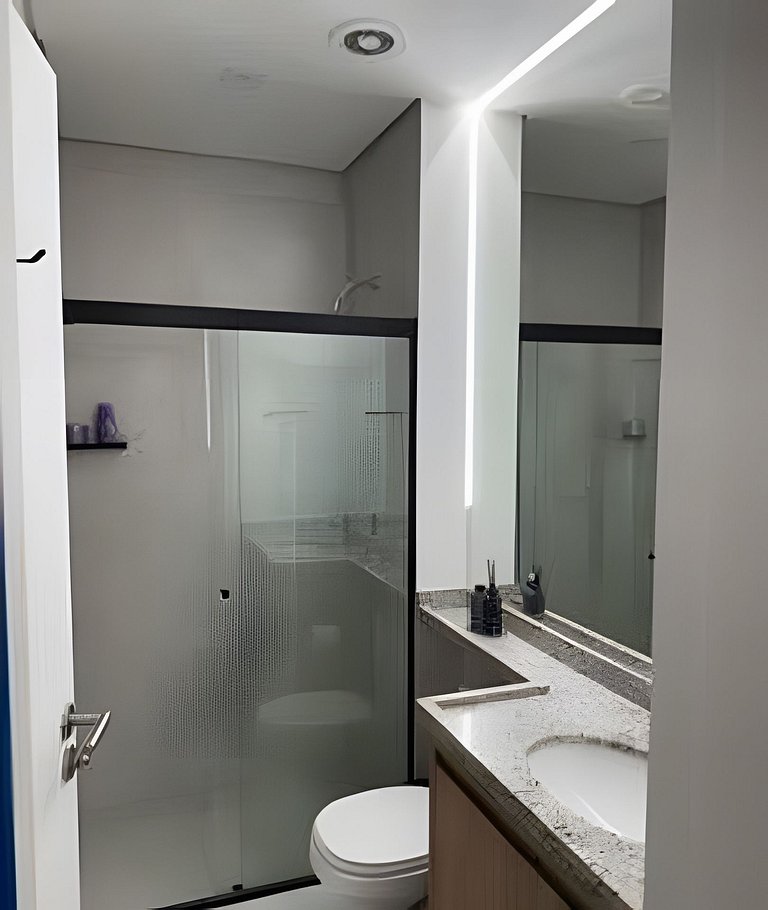Studio moderno a 2 quadras da Praia Grande